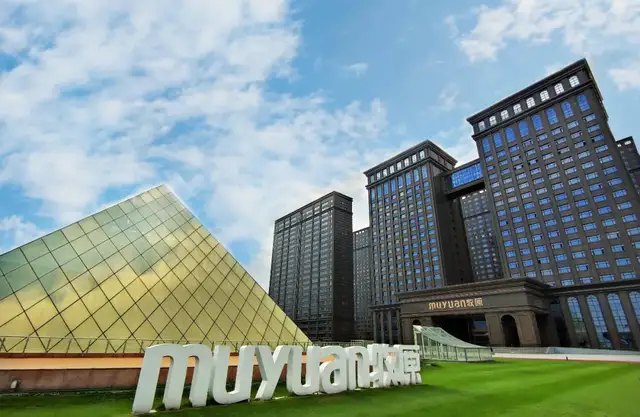 秦英林把2000亿的牧原股份，交给了90后